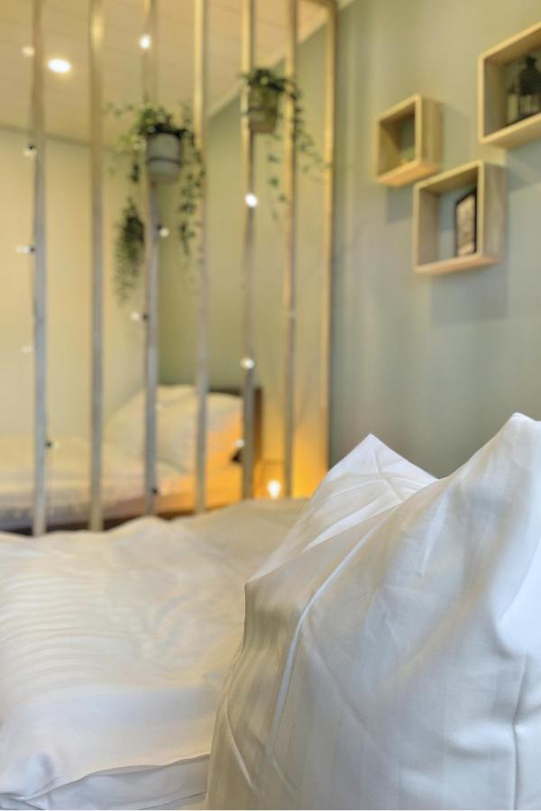Ruhiges Naturparadies Fuer 4 Mit Kueche Schreibtisch Und Boxbett Wetter  Exterior foto
