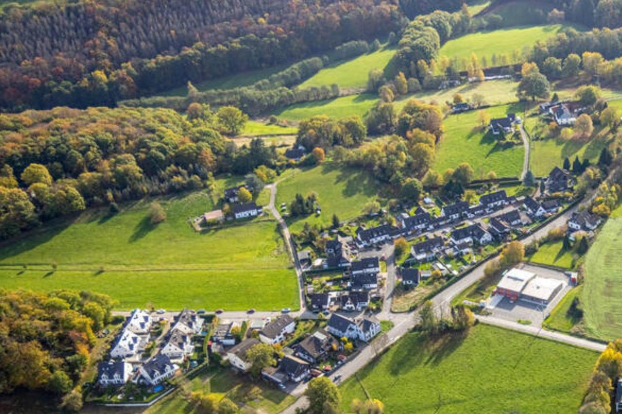 Ruhiges Naturparadies Fuer 4 Mit Kueche Schreibtisch Und Boxbett Wetter  Exterior foto